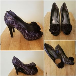 Open toe animal print sandal